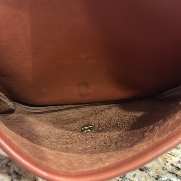 Coach Vintage British Tan Leather Crossbody Satchel Bag in Great Condition - Picture 14 of 16